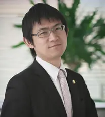 社員税理士・弁護士　杉浦　恵一